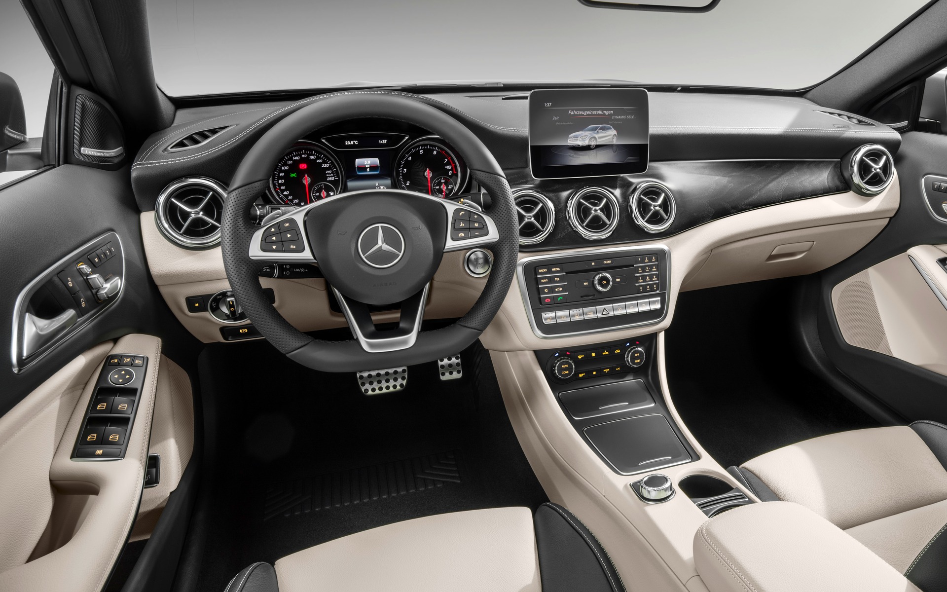 Mercedes-Benz GLA 2018 : subtilités - 9/10