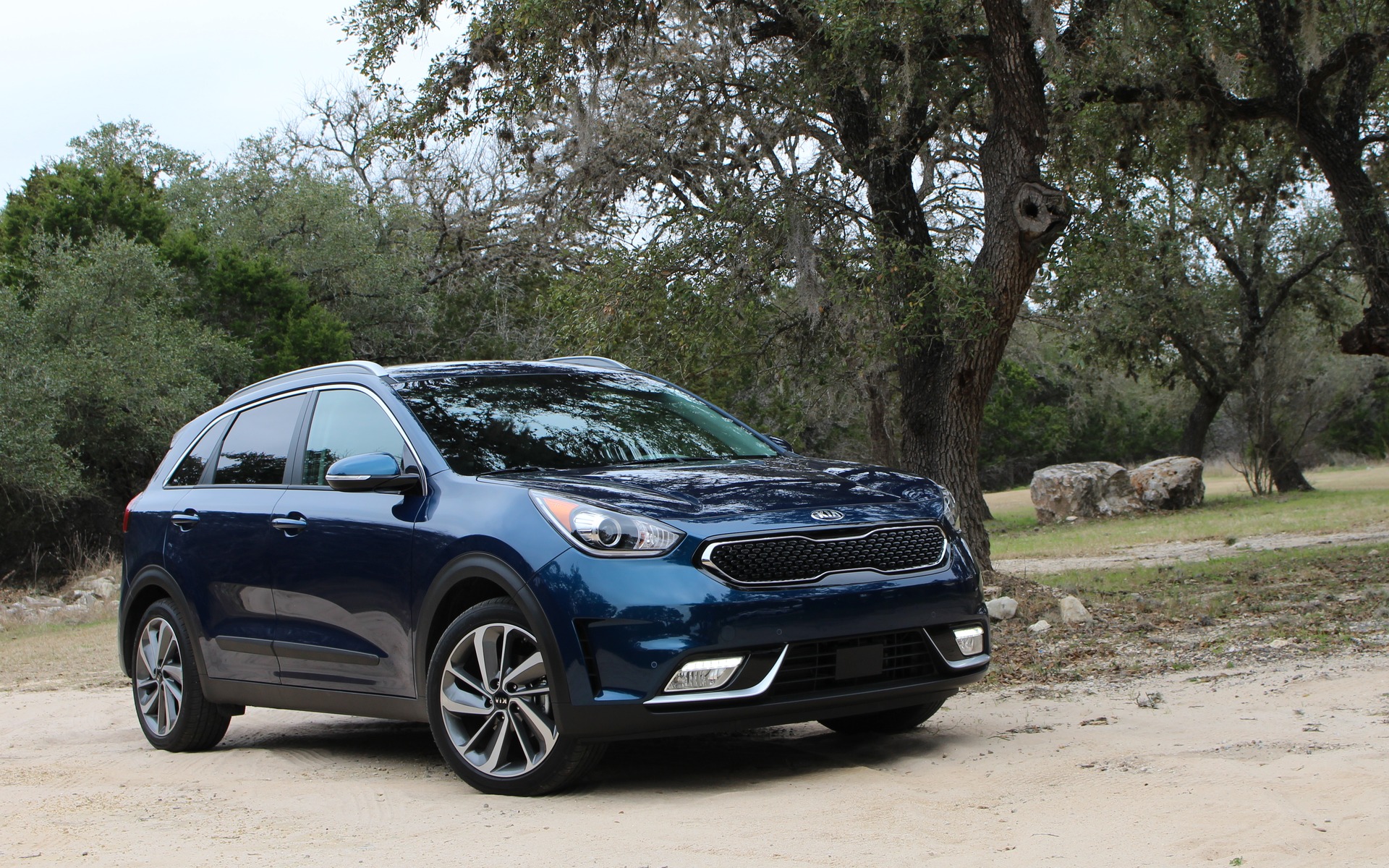 Kia Niro 2017 : le trouble-fête - Guide Auto