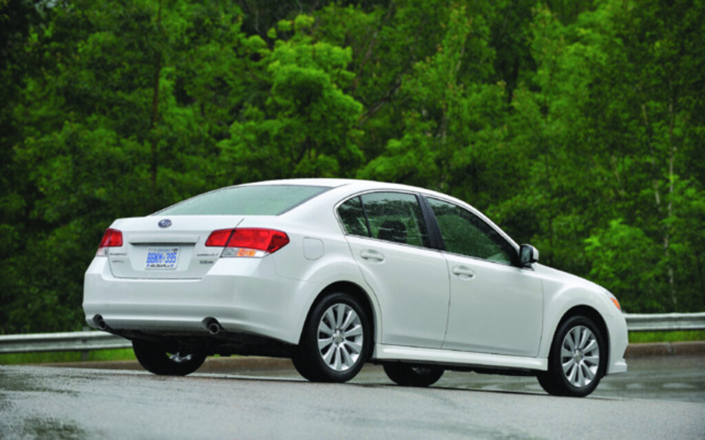 2012 Subaru Legacy 2.5i Specifications - The Car Guide