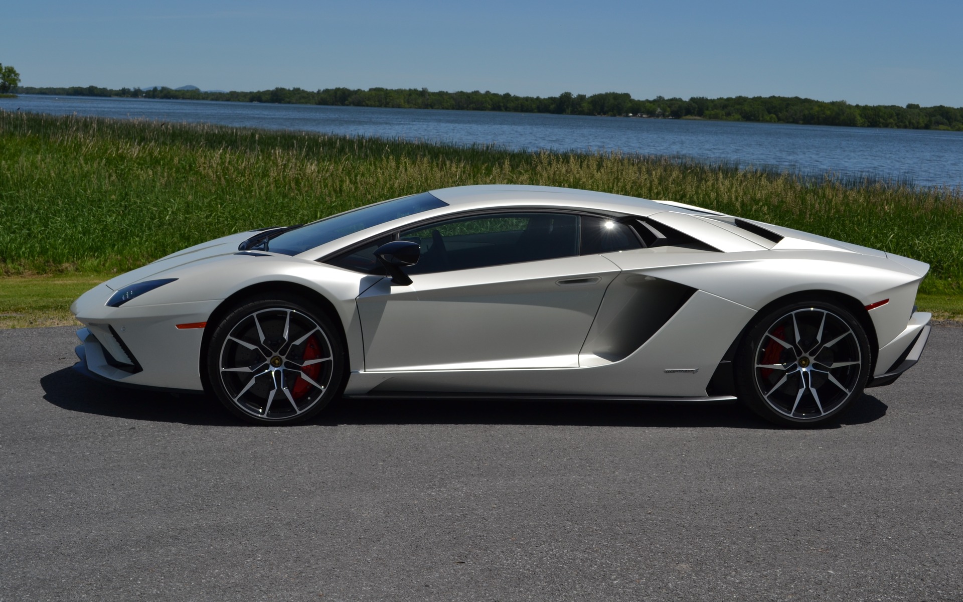 Lamborghini Aventador 2017 Içi