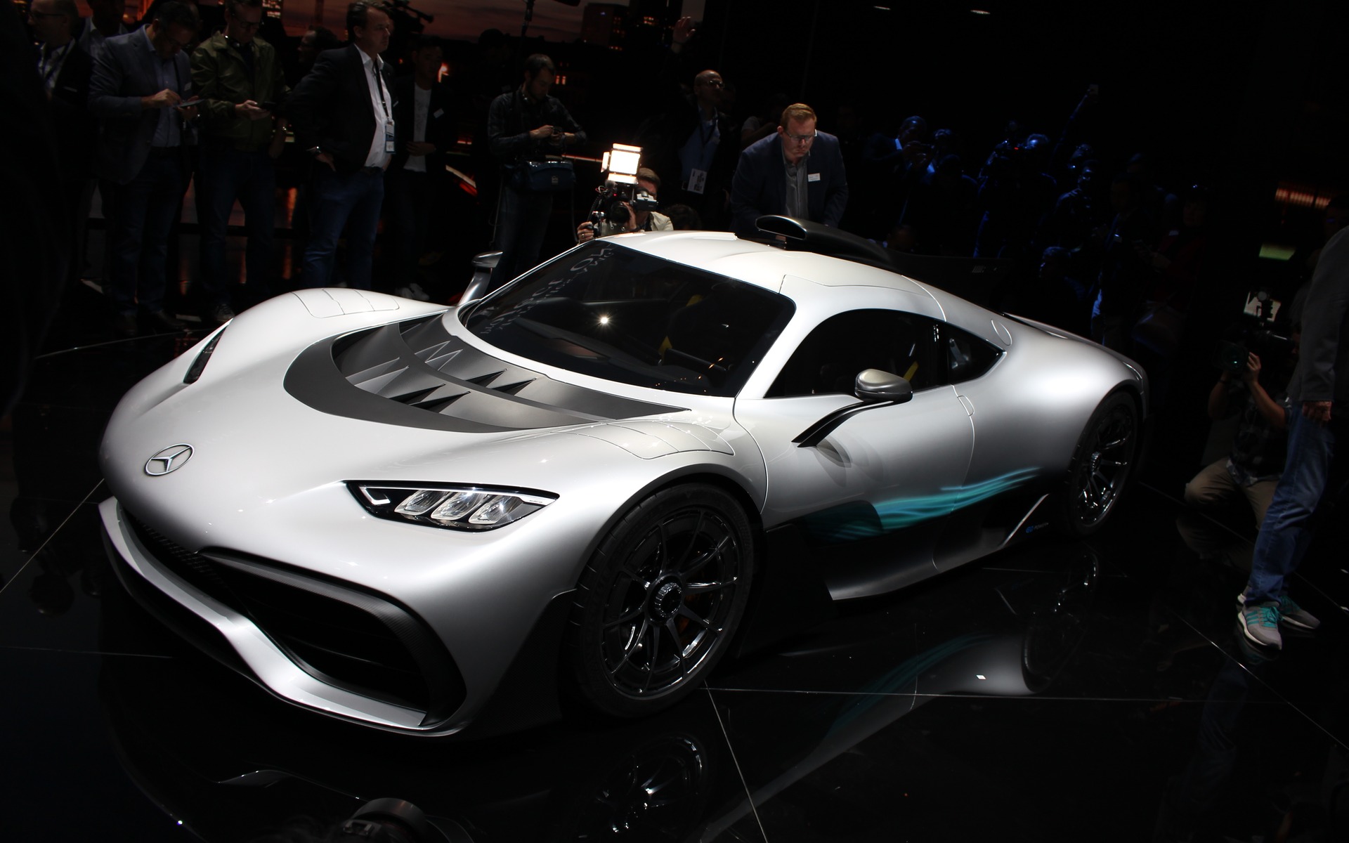 Mercedes Amg Project One The Roadgoing F1 Finally Unveiled The