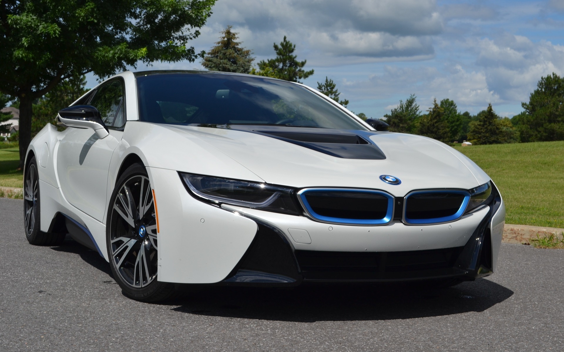 La BMW i8 2017