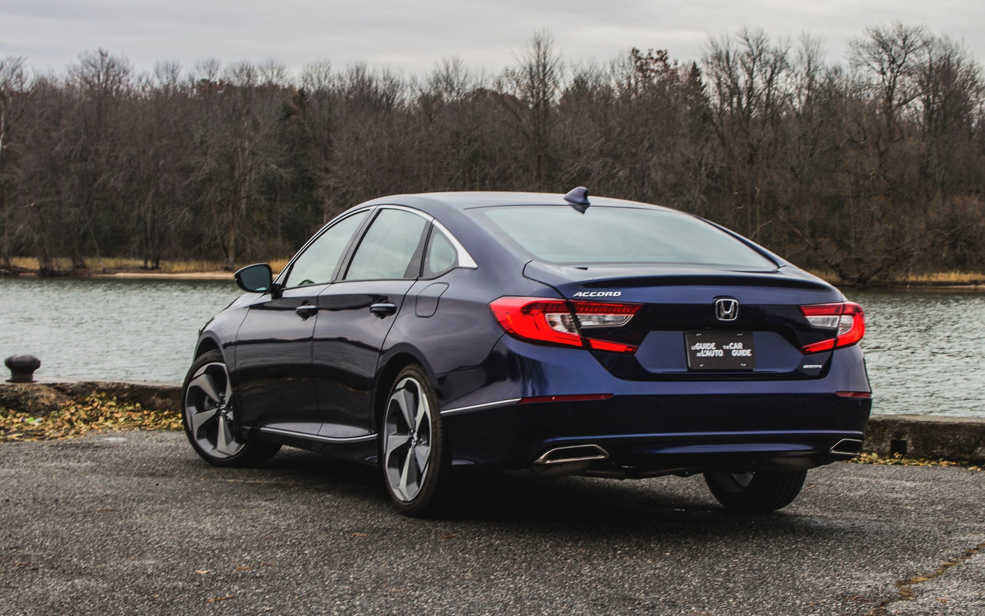 midsize sedan comparison test camry sonata accord and mazda6 6 57 mid size sedan comparisons