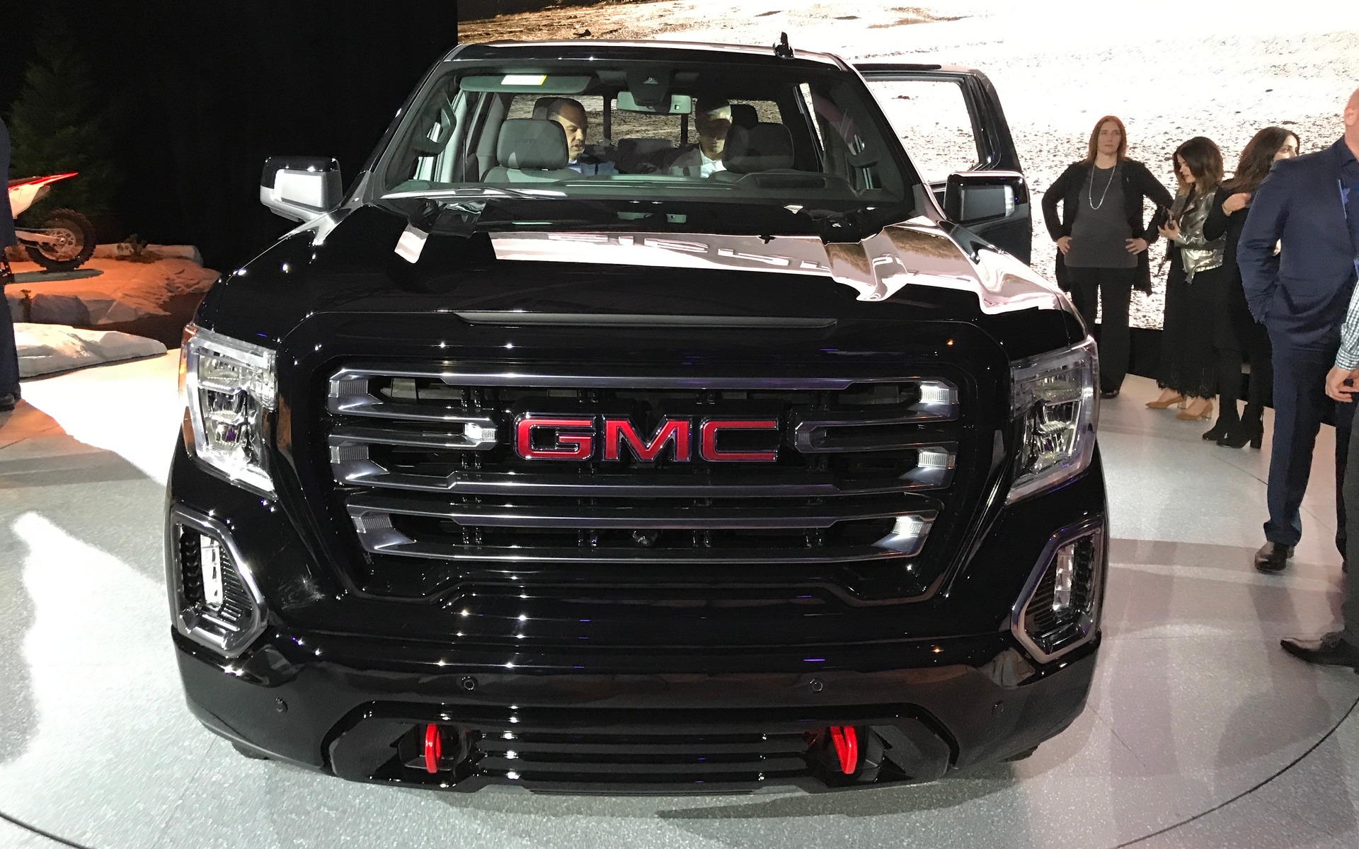 The Sierra All Terrain is now the 2019 GMC Sierra AT4 - 4/12