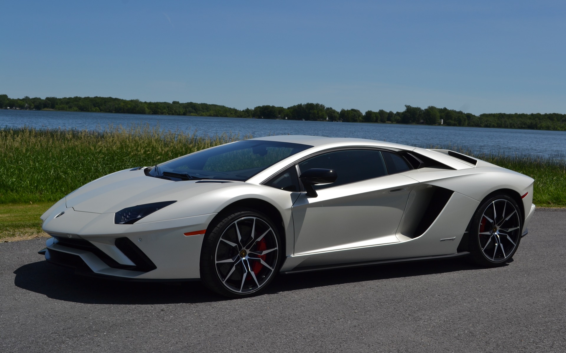 Lamborghini Aventador S 2018