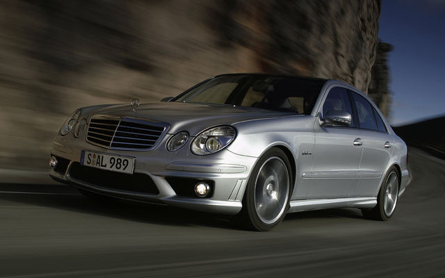 Объявления о продаже Mercedes-Benz E-Class 2009 года