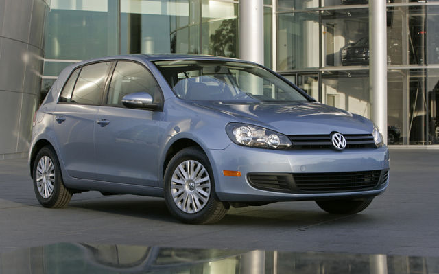 Volkswagen Golf 4 portes TDI Highline manuel 2010 : Prix, Specs