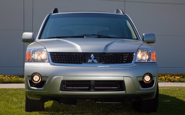 Mitsubishi Endeavor 2011