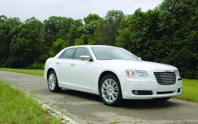 2012 Chrysler 300 - News, reviews, picture galleries and videos - The Car  Guide