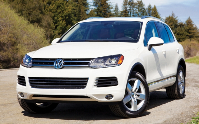 Volkswagen Touareg 4 portes, V6, Comfortline 2013 : Prix, Specs