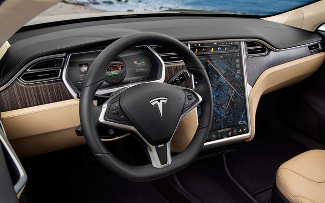2014 Tesla Model S P85 The Guide
