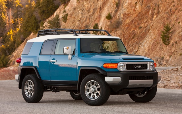 2014 Toyota Fj Cruiser 4wd 4dr Man Specifications The Car Guide
