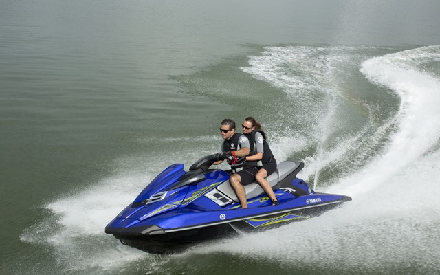 2015 Yamaha Waverunner 800r Manual