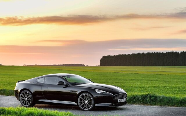 Aston Martin DB9 2016