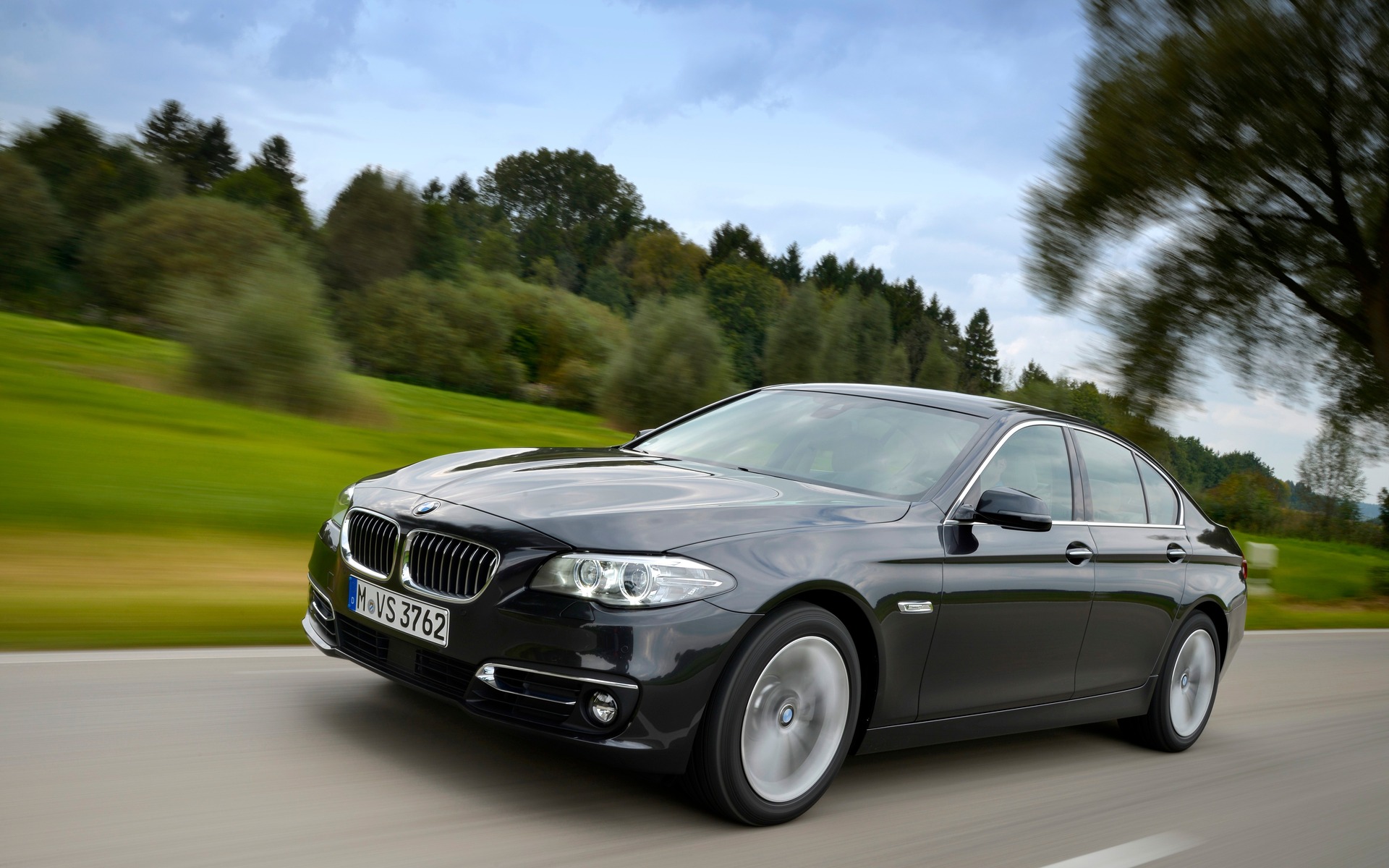 16 Bmw 5 Series News Reviews Picture Galleries And Videos The Car Guide