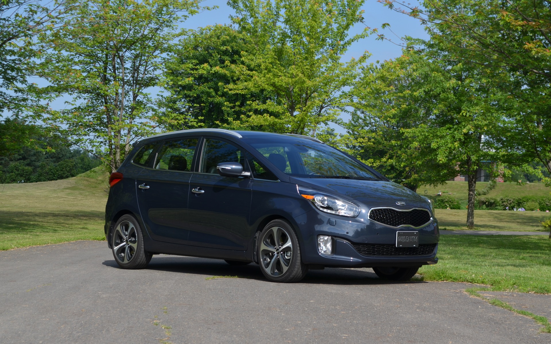 2016 Kia Rondo