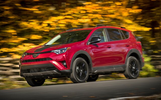 2018 Toyota Rav4 Le Specifications The Car Guide