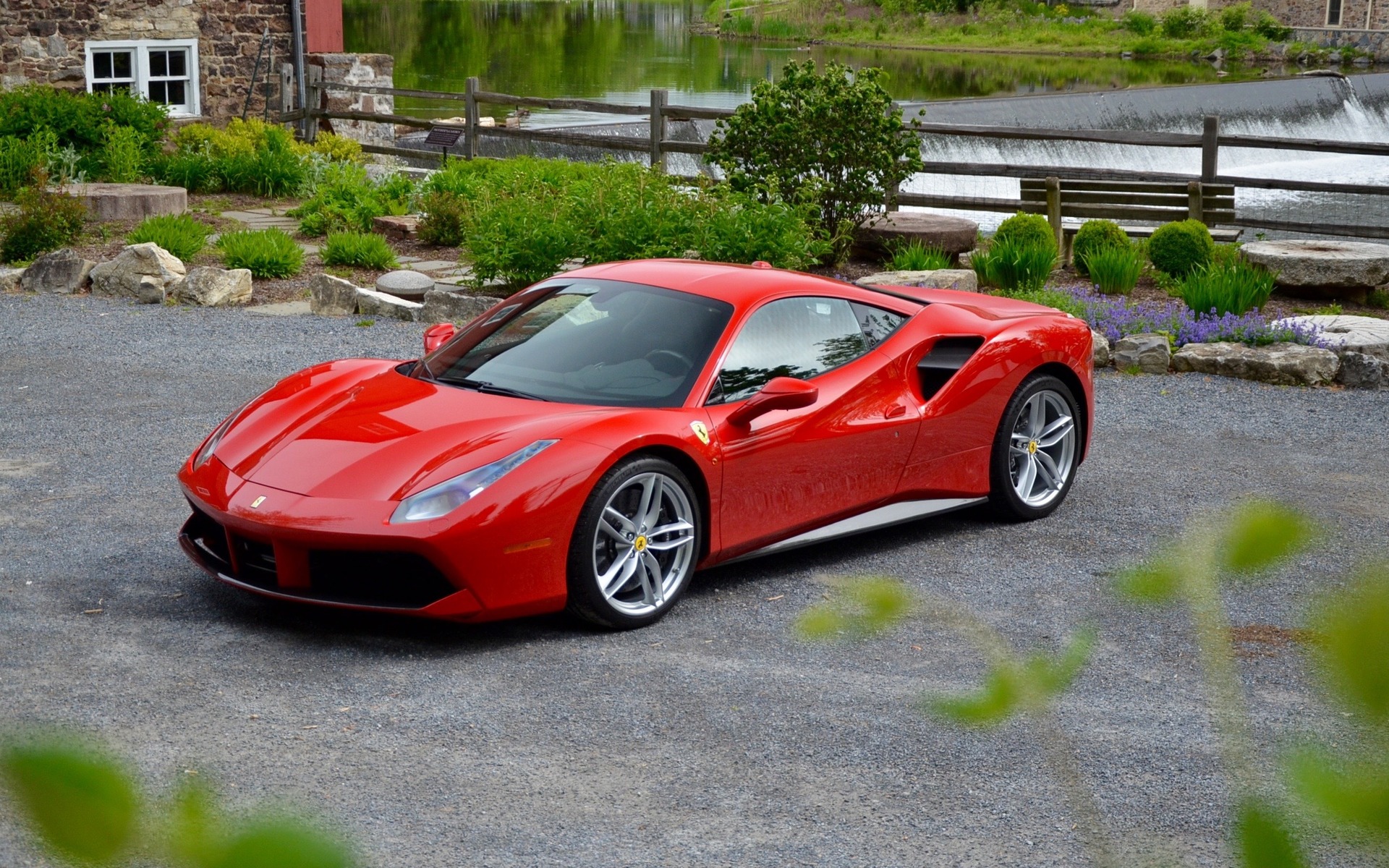 2019 Ferrari 488 News Reviews Picture Galleries And