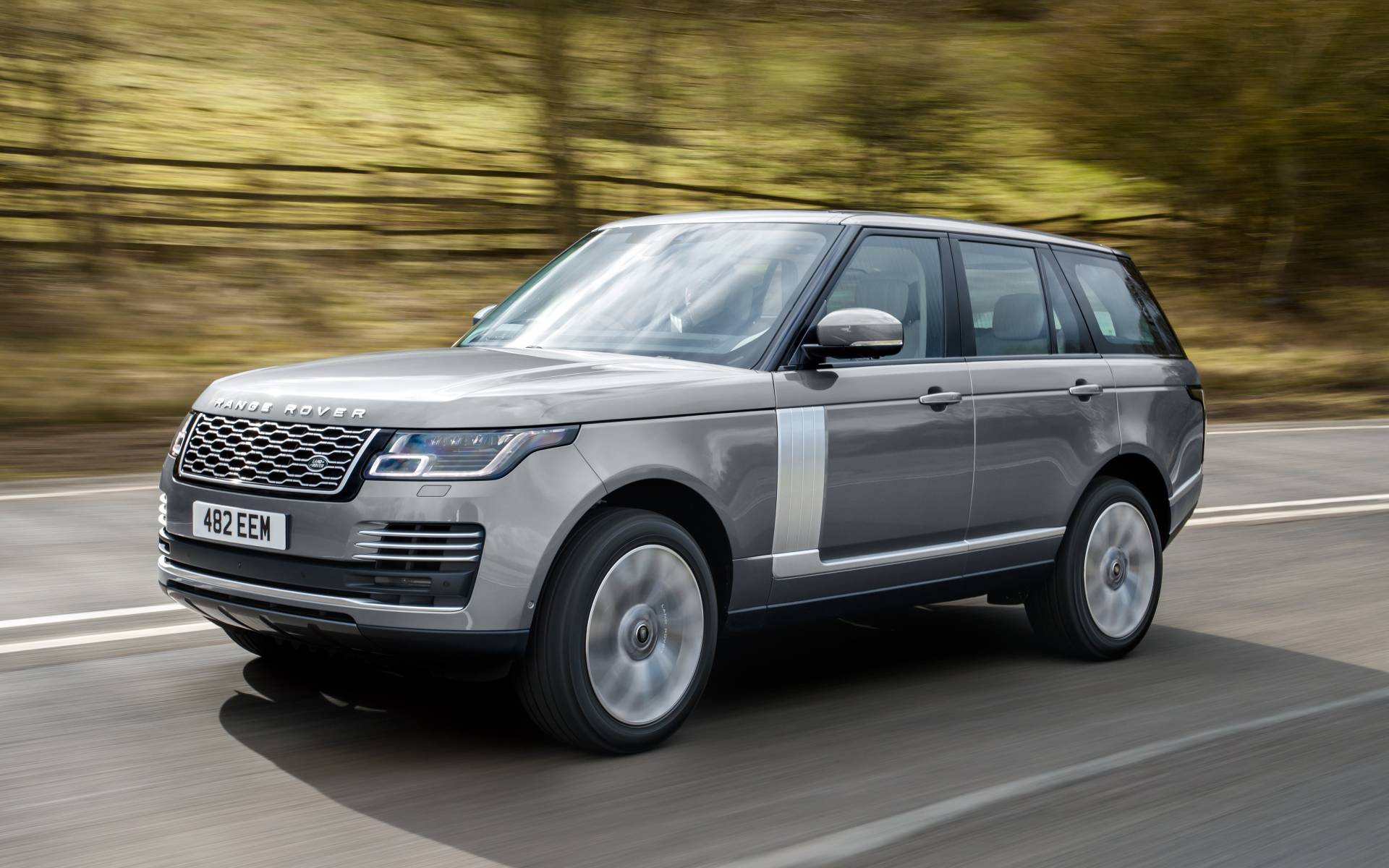 Range Rover Lwb Hybrid Autobiography  : But Not Just Any Range Rover Will Do.