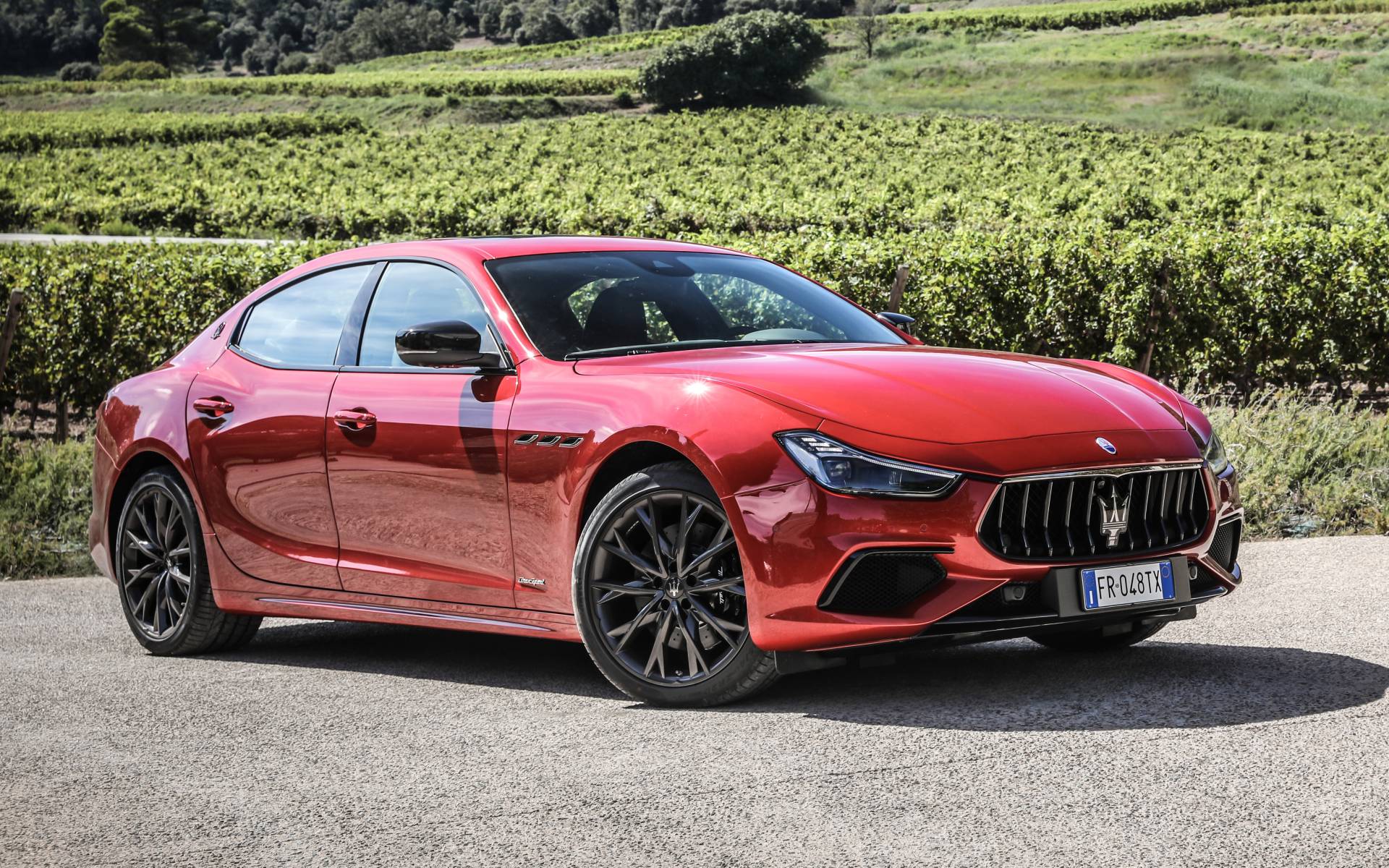 2020 Maserati Ghibli photos - 1/1 - The Car Guide