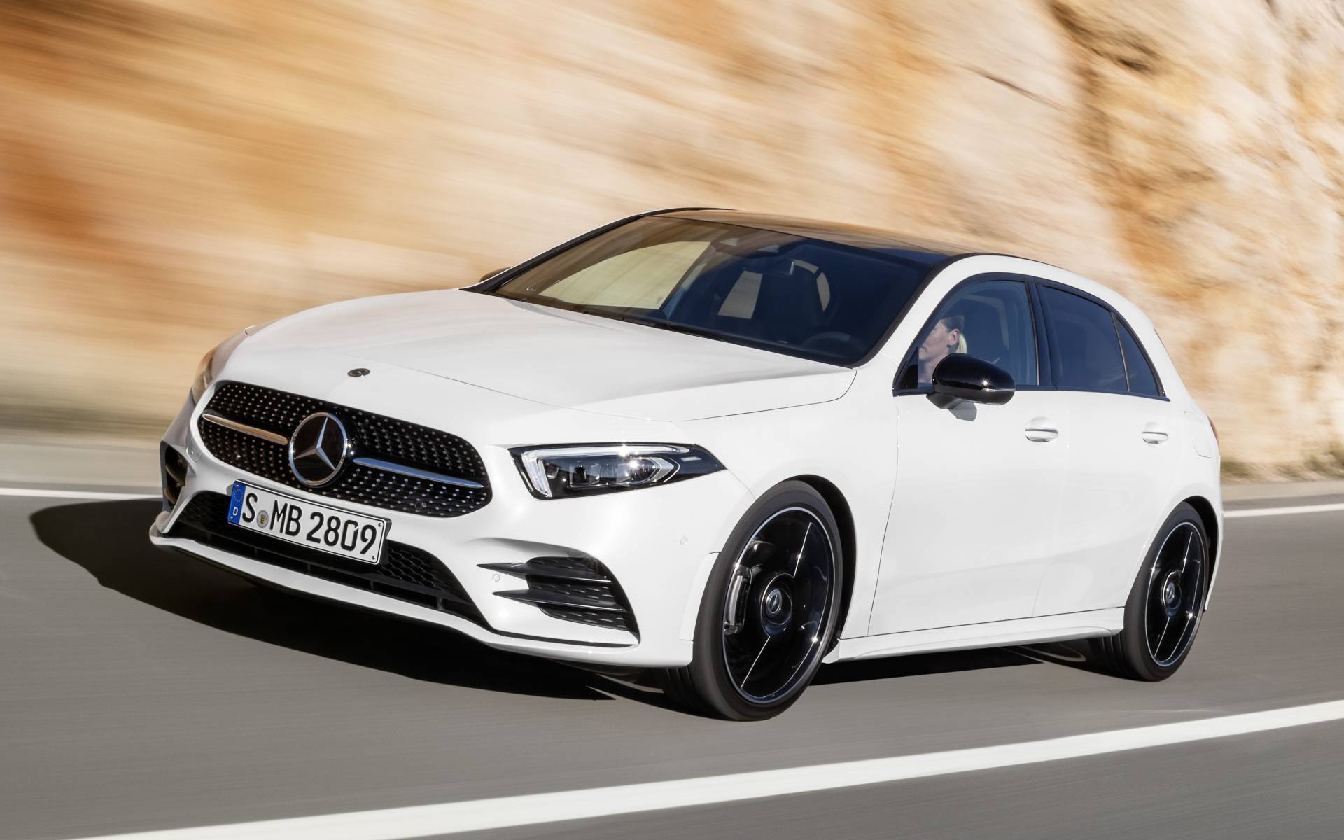 Mercedes Benz A Class Hatch Amg A 35 4matic Specifications The Car Guide