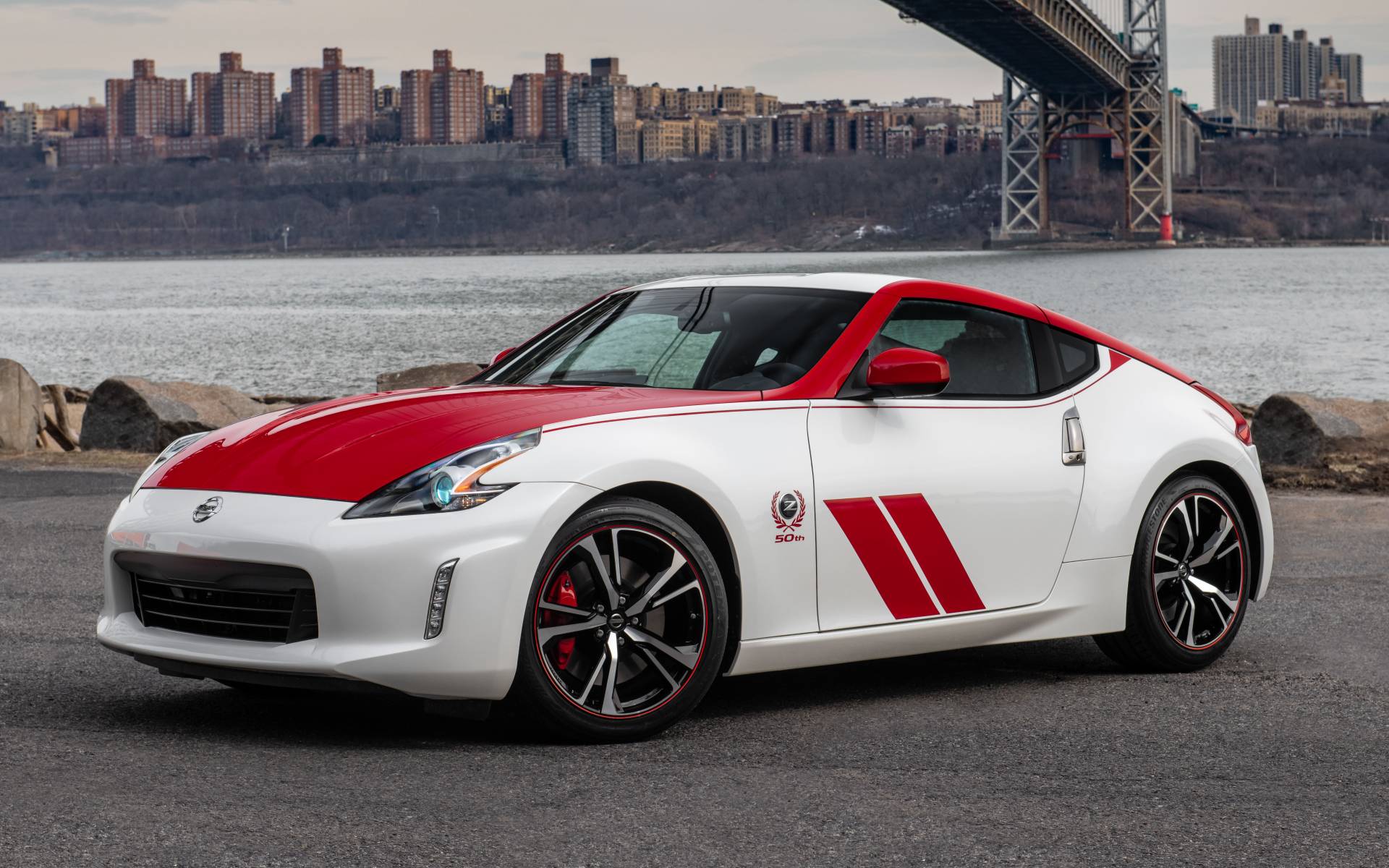 2020 Nissan 370z News Reviews Picture Galleries And