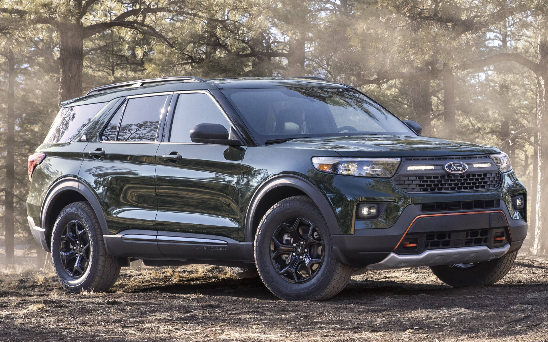 2022 Ford Explorer Photos 1 1 The Car Guide