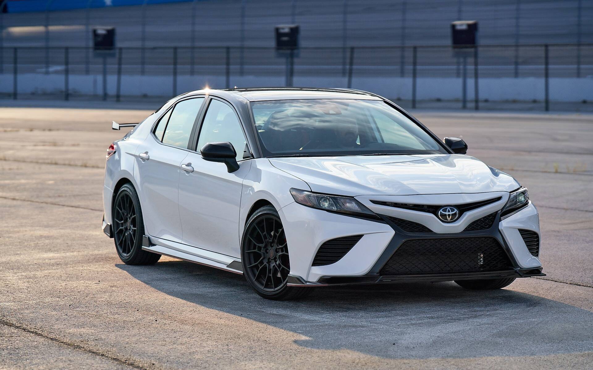 2023 Toyota Camry Performance