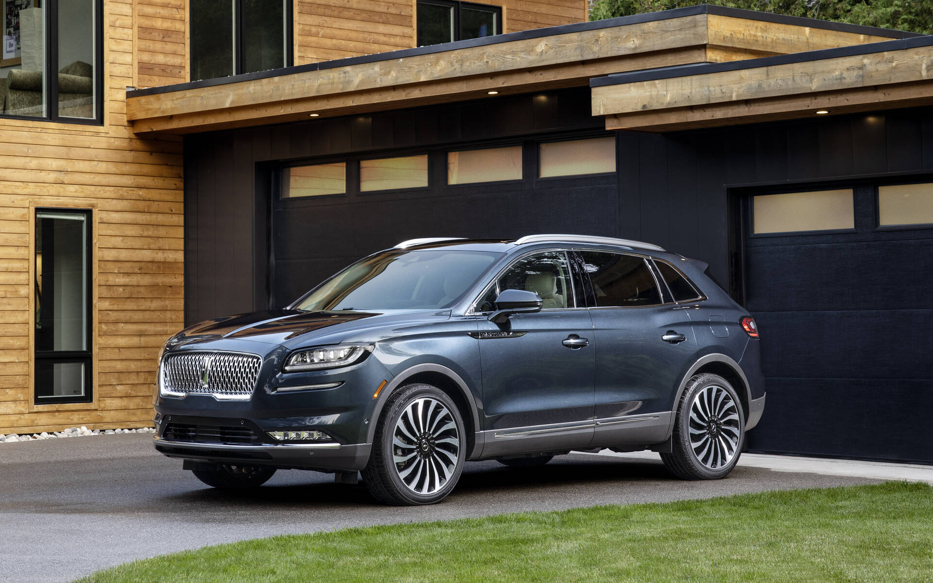 2023 Lincoln Nautilus News, reviews, picture galleries and videos