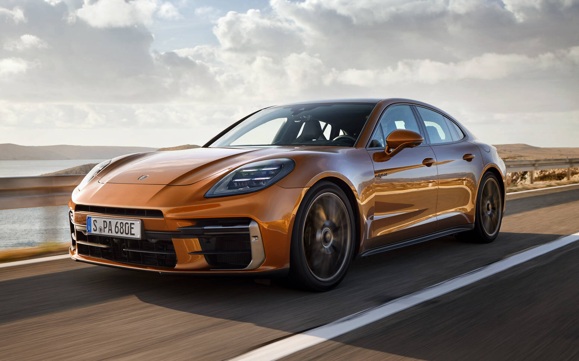 2023 Porsche Panamera - News, reviews, picture galleries and videos - The  Car Guide