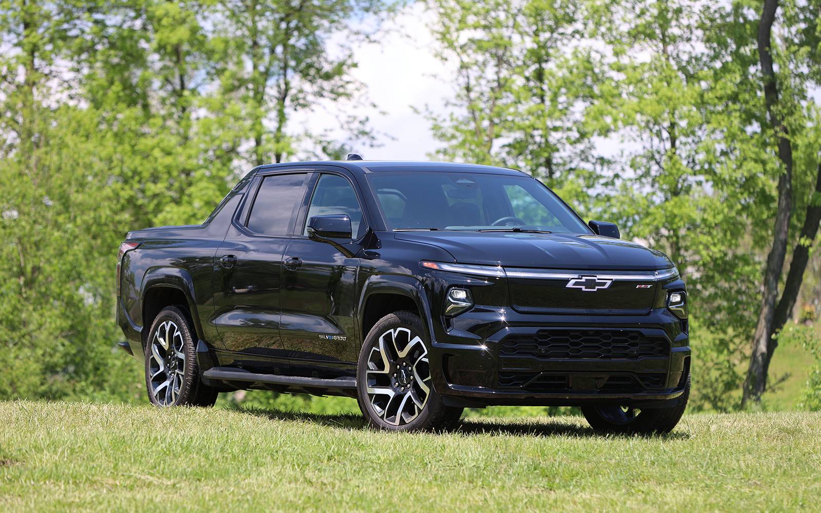 2025 Chevrolet Silverado EV