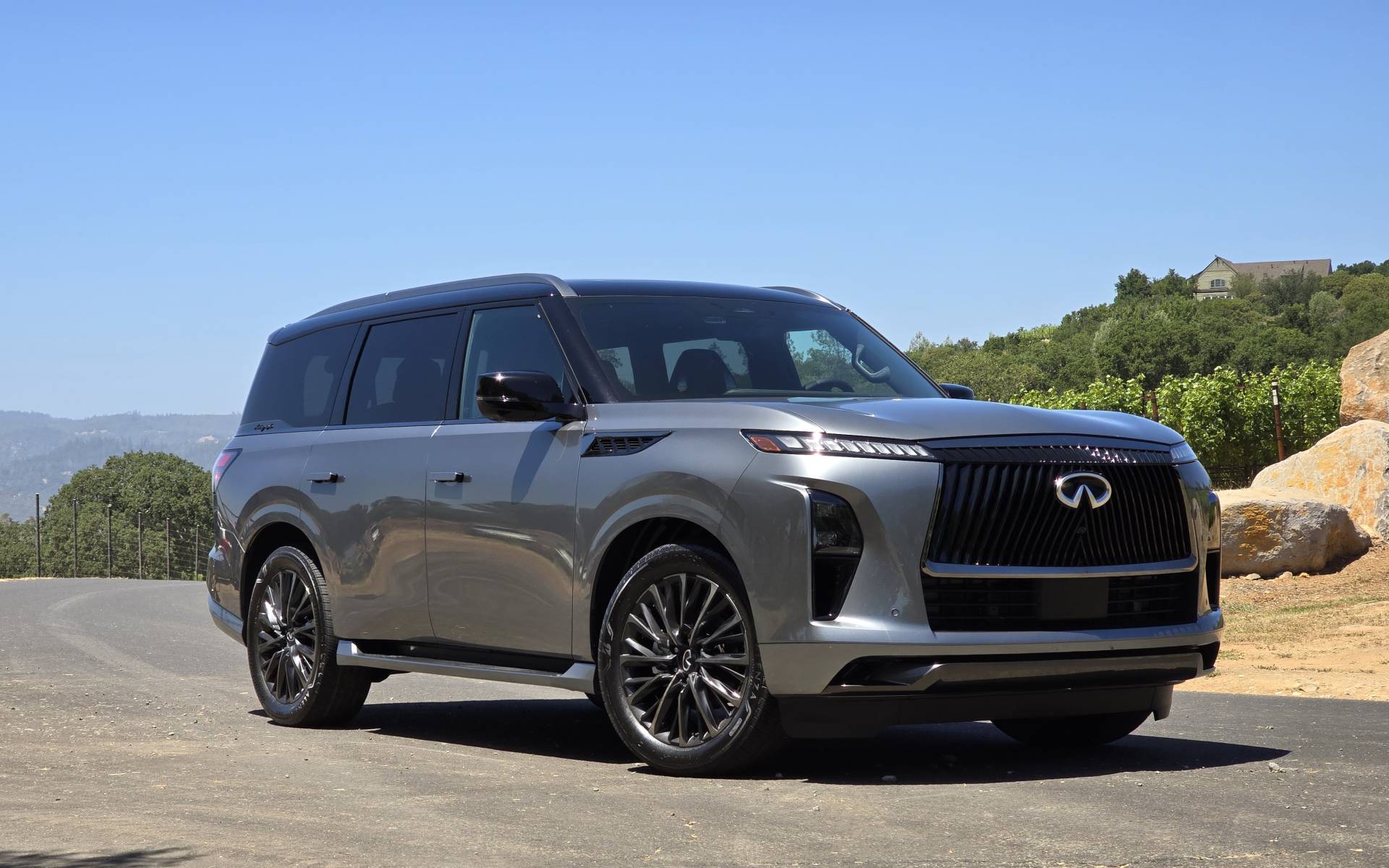 2025 Infiniti QX80