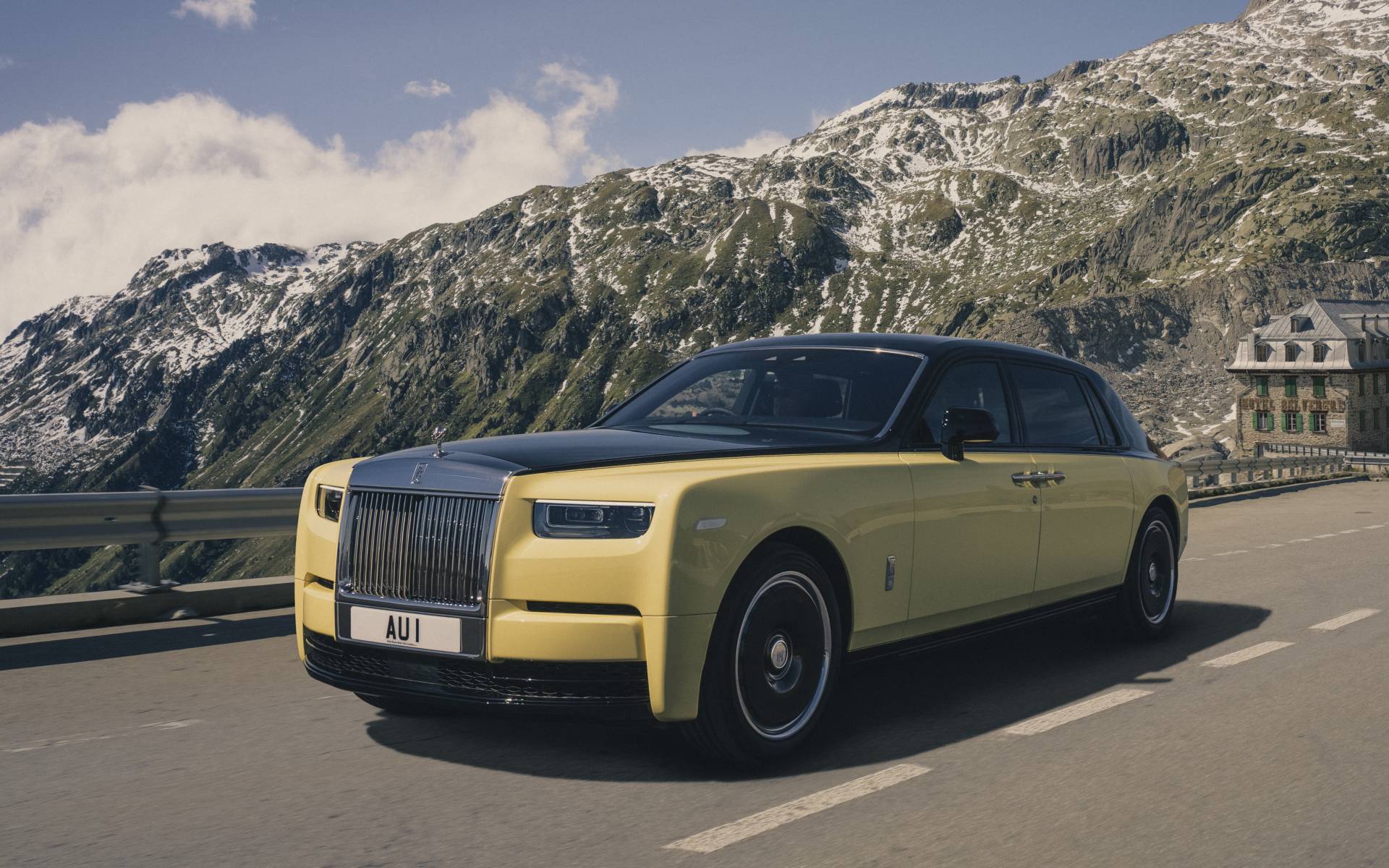 Rolls-Royce Phantom 2025