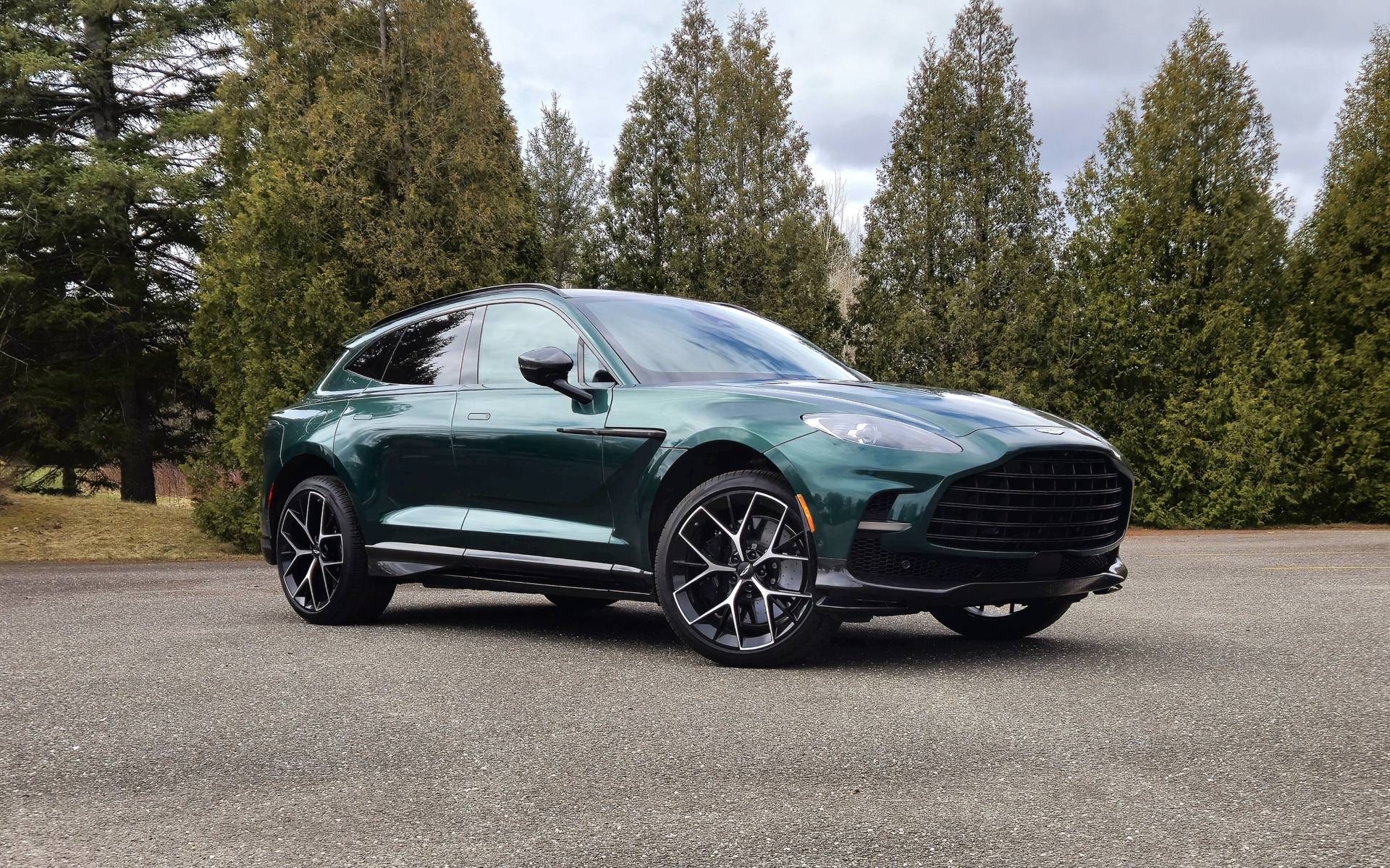 Aston Martin DBX 2026