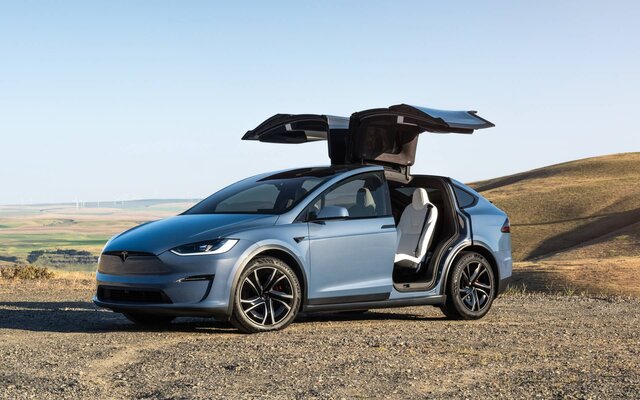 Tesla Model X 2026